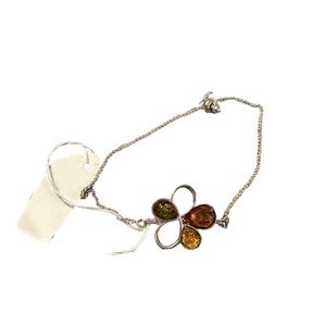 NWT Polish genuine amber flower shape adjustable bracelet.